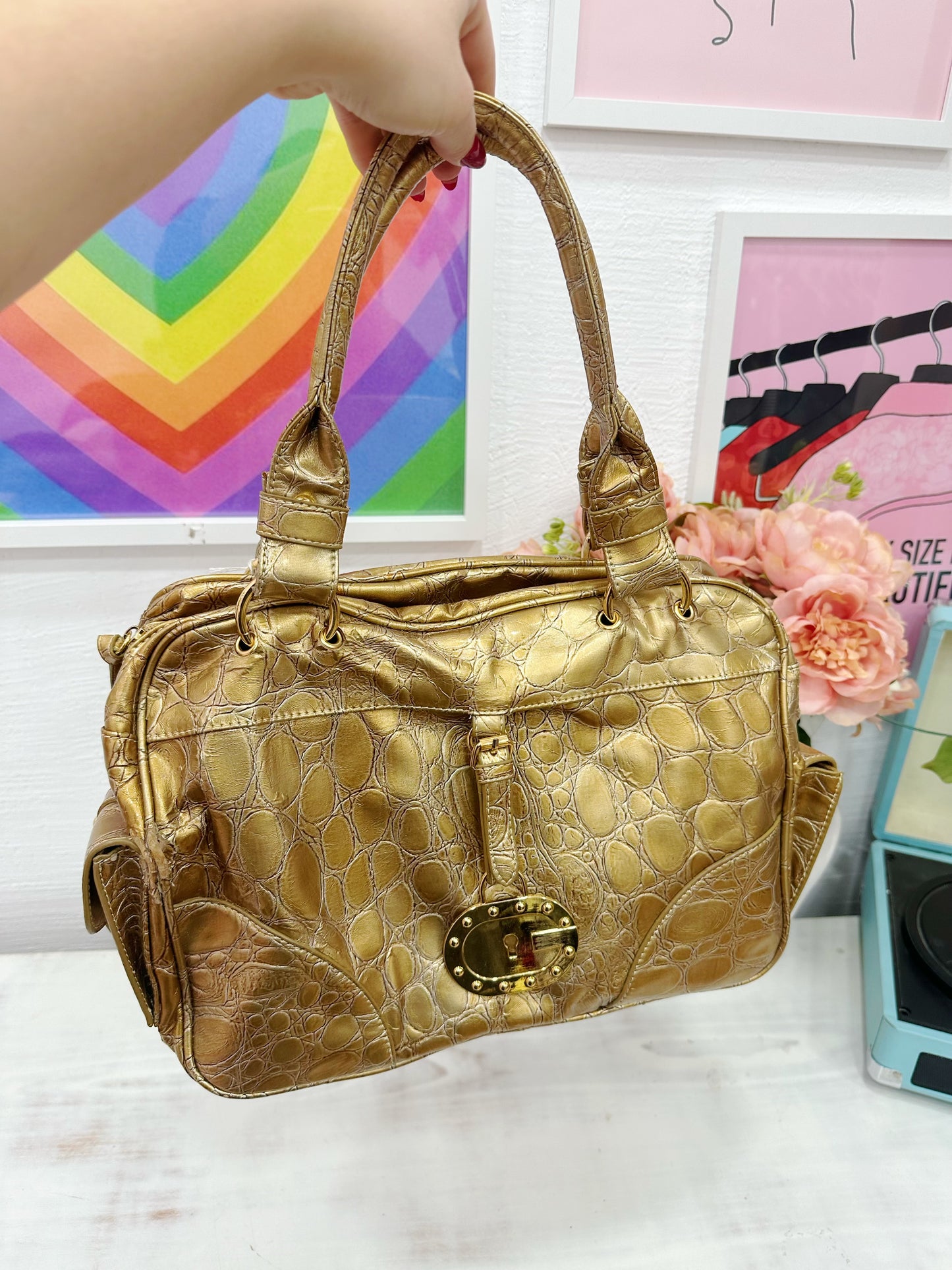 Big gold bag with padlock